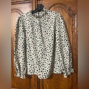 Ruffled Collar Cheetah Print Blouse Long Sleeve Size M